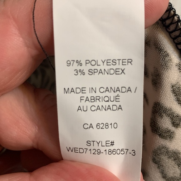 Ricki’s Leopard Blazer - Picture 4 of 11